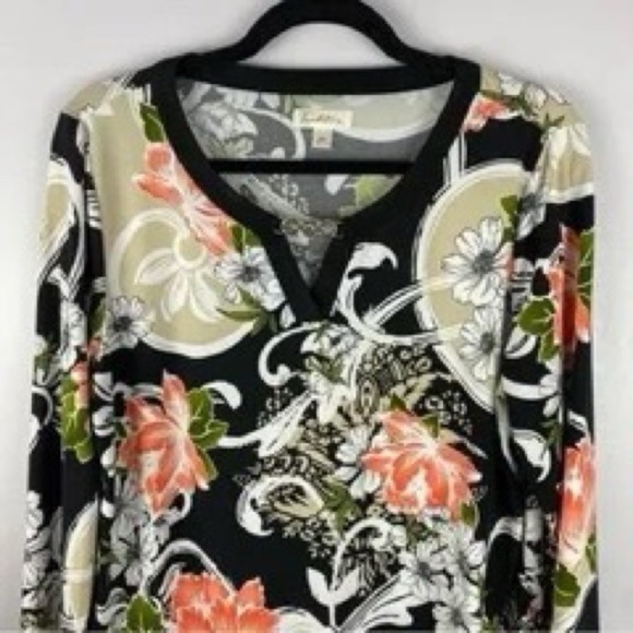 Tradition Floral Multicoloured 3/4 Sleeve Medium Top with Embellishment - Picture 11 of 13